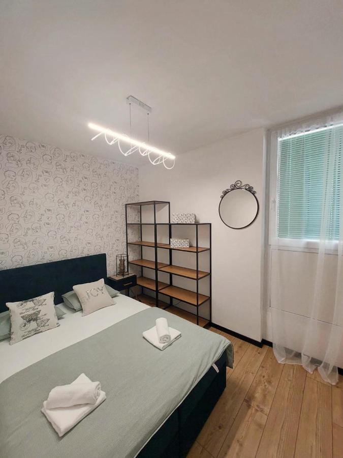 Apartment Punta Omis Ngoại thất bức ảnh