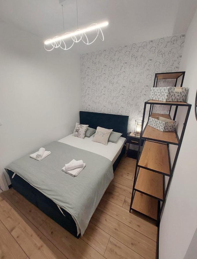 Apartment Punta Omis Ngoại thất bức ảnh