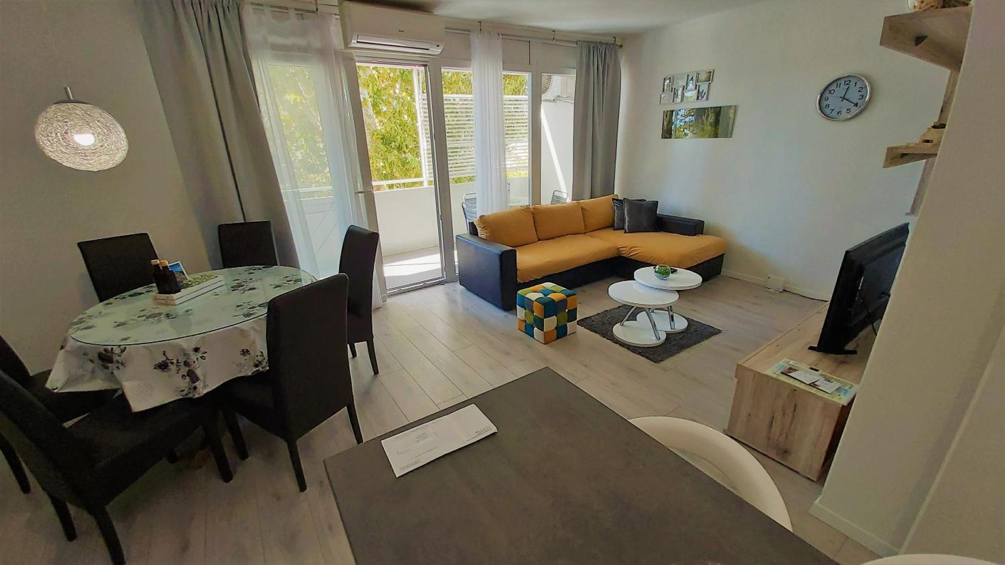 Apartment Punta Omis Ngoại thất bức ảnh